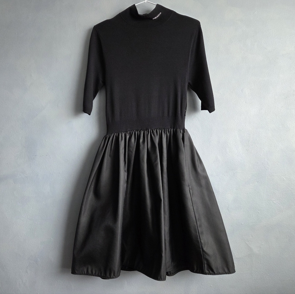 PRADA WOOL RE-NYLON BLACK FIT AND FLARE, MINI DRESS, SIZE ITALY 40 - Picture 16 of 16